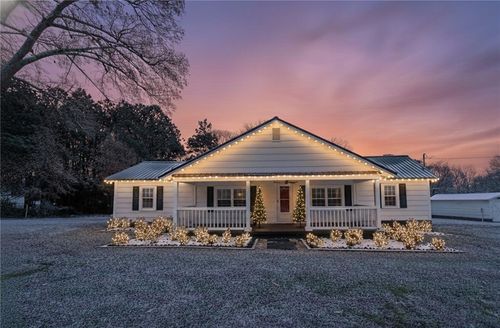 2802 Stanton Rd Se, Conyers, GA, 30094-2652 | Card Image