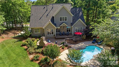 190 Kenway Loop, Mooresville, NC, 28117-7472 | Card Image