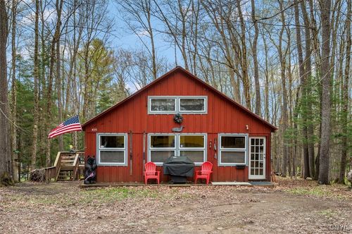 105 Longview Road E, Webb, NY, 13420 | Card Image