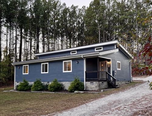 18 Davis Ln, Lawrenceburg, TN, 38464-1510 | Card Image