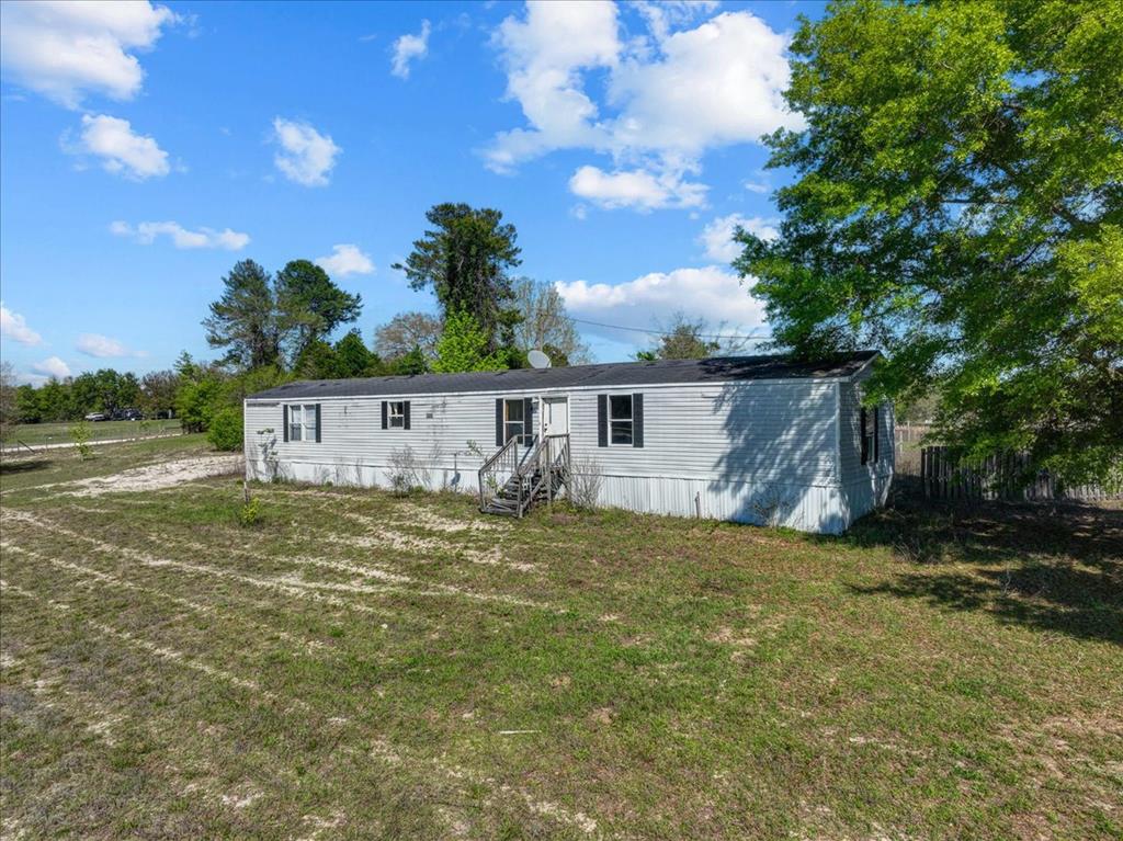 36th St, Trenton, FL 32693