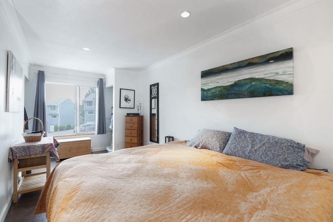 4 - 822 Gibsons Way, Condo with 2 bedrooms, 2 bathrooms and 2 parking in Gibsons BC | Image 21