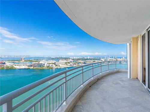 apt-3904-848 Brickell Key Dr, Miami, FL, 33131-3729 | Card Image