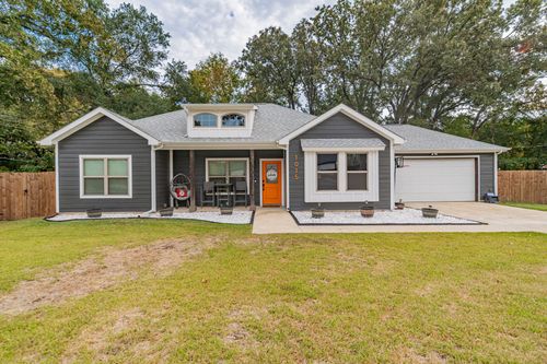 1015 Tupuna Dr, Tool, TX, 75143-1405 | Card Image