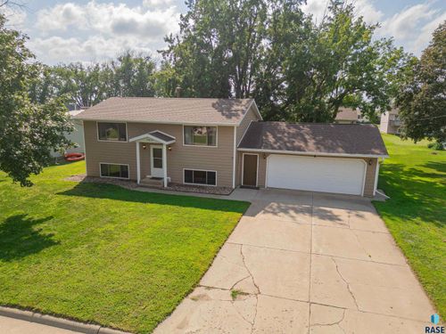 1011 9th Ave, Rock Valley, IA, 51247-1303 | Card Image