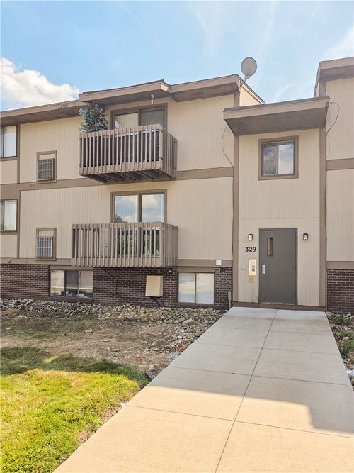 23-329 Ridge Point Cir, Bridgeville, PA, 15017-1572 | Card Image