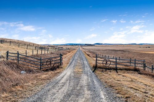 290043 Township Road 164, Nanton, AB, T0L1R0 | Card Image