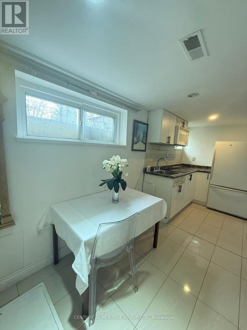 bsmt-430 Balkan Rd, Richmond Hill, ON, L4C2P3 | Card Image