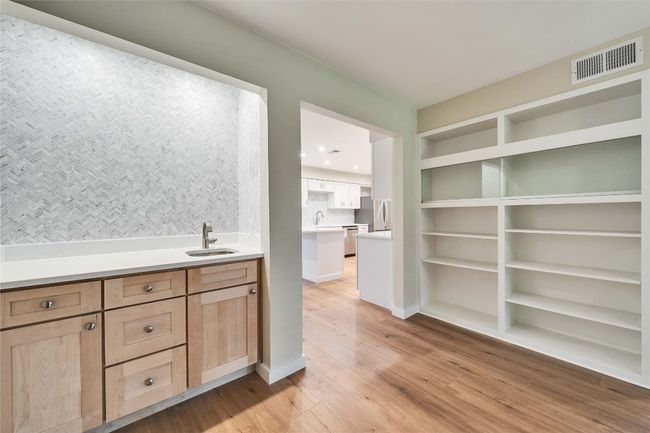 8111 Middle Ct, Townhouse with 3 bedrooms, 3 bathrooms and null parking in Austin TX | Image 28
