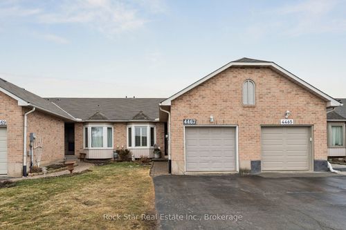 4467 Michael Ave, Beamsville, ON, L3J0E2 | Card Image