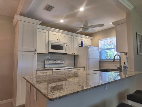 apt-a-910 South Dr, Delray Beach, FL, 33445-3026 | Card Image