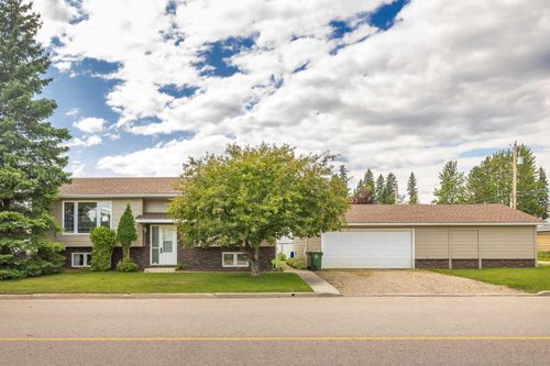 4902 17 Ave, Edson, AB, T7E1G4 | Card Image