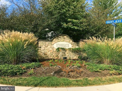 apt-l-13331 Connor Dr, CENTREVILLE, VA, 20120-3039 | Card Image