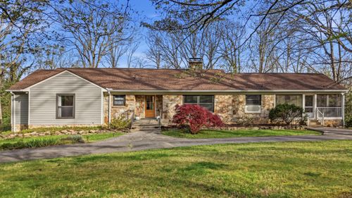 217 Arrow Dr, Signal Mountain, TN, 37377-3008 | Card Image