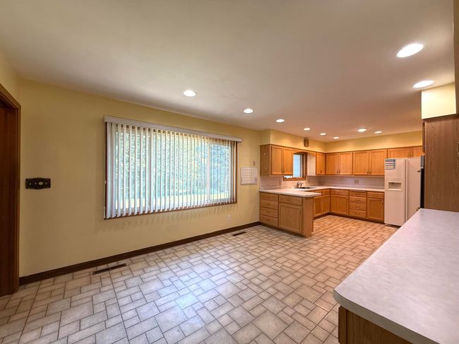 811 W 10 Th St, House other with 4 bedrooms, 3 bathrooms and null parking in Spencer IA | Image 4