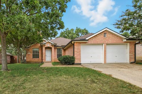 804 Saddleback Ln, Flower Mound, TX, 75028-7174 | Card Image