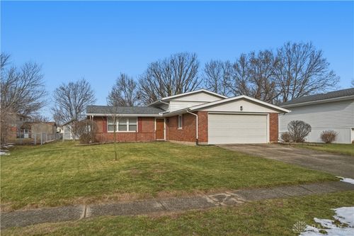 5139 Waverly St, Fairborn, OH, 45324-1828 | Card Image