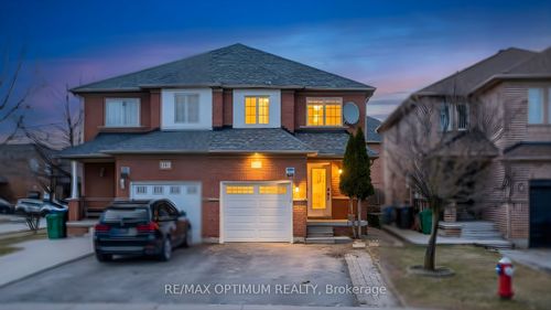 9 Ridgefield Crt, Brampton, ON, L6P1B5 | Card Image