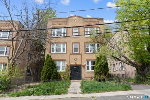38-40 Redding St, Hartford, CT, 06114 | Card Image
