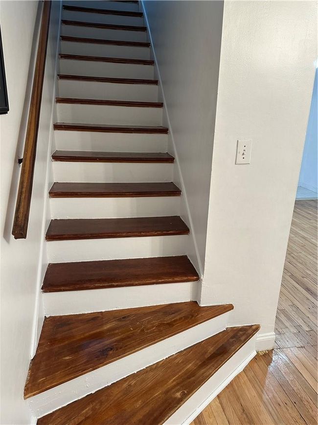Stairway with wood-type flooring | Image 9