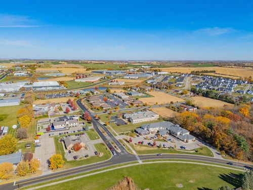 1110 Stephenson Ln, Waunakee, WI, 53597-2515 | Card Image