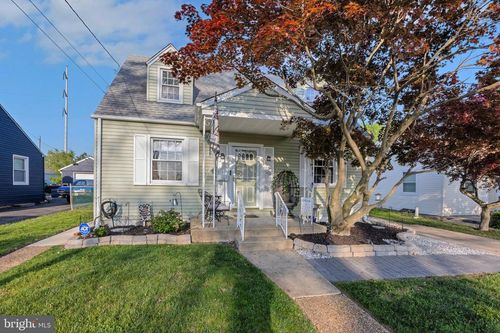114 Davis Ave, MOUNT EPHRAIM, NJ, 08059-1614 | Card Image