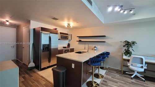 apt-2009-1900 N Bayshore Dr, Miami, FL, 33132-3010 | Card Image