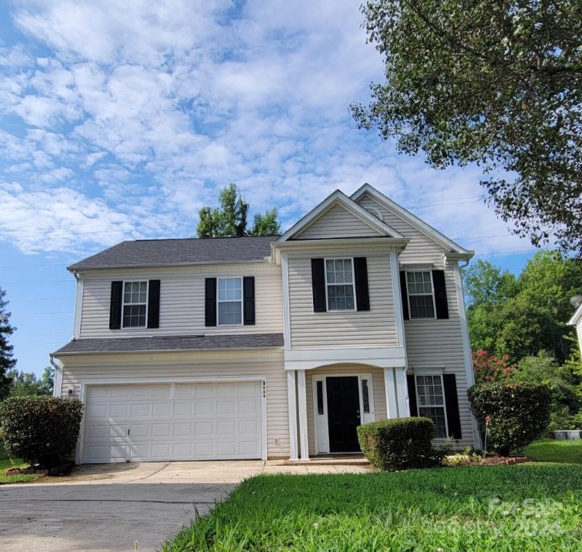 Green Apple Dr, Charlotte, NC 28215