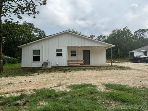 11 Bitter Sweet Ln, Silo, OK, 74701-8622 | Card Image
