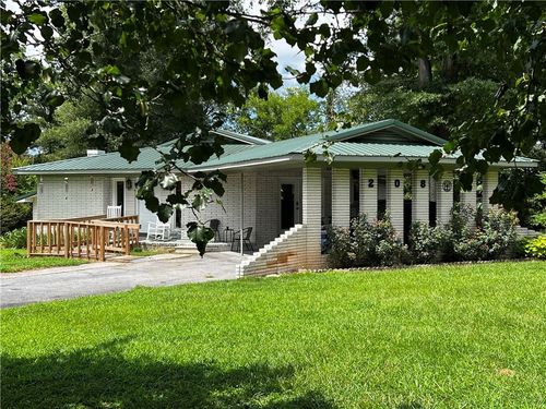 208 Kentucky Dr Ne, Calhoun, GA, 30701-9215 | Card Image