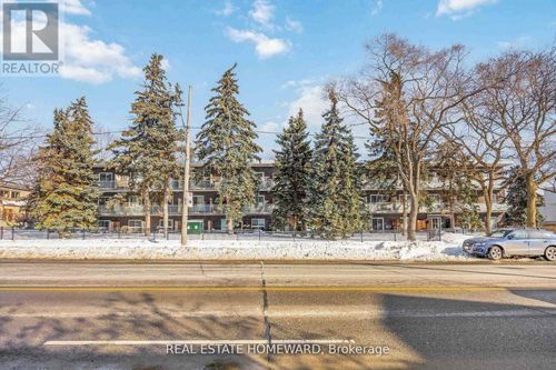 207-123 Woodbine Ave, Toronto, ON, M4L3V8 | Card Image