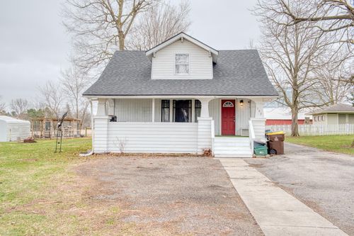 102 E Maple Avenue, Bancroft Village, MI, 48414 | Card Image