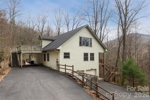31 Timber Park Dr, Black Mountain, NC, 28711-9460 | Card Image