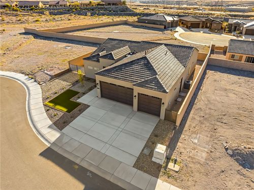 971 Athens Ct, Bullhead City, AZ, 86429-5868 | Card Image