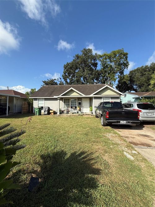 4214 Neal St, Houston, TX, 77017-3727 | Card Image