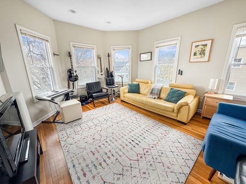 apt-3-107 Columbia St, Cambridge, MA, 02139-2777 | Card Image