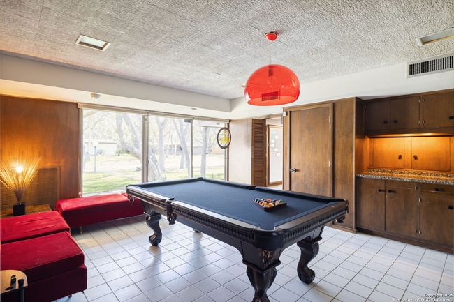 225 Carolwood Dr, House other with 3 bedrooms, 2 bathrooms and null parking in Castle Hills TX | Image 24