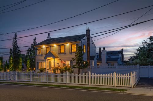 1859 George Ct, Merrick, NY, 11566-4925 | Card Image