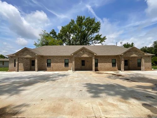 716 S Spring St, Jacksonville, AR, 72076-4537 | Card Image