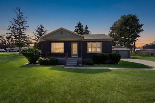 403 Highland Dr, Riverdale, UT, 84405-5537 | Card Image