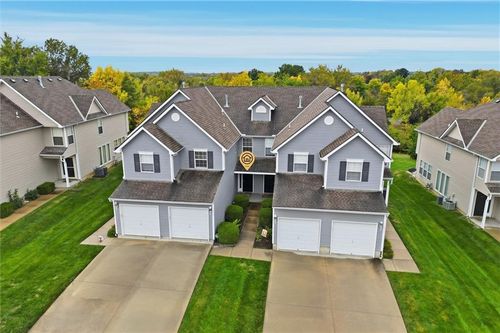 4421 Ne 83rd St, Kansas City, MO, 64119-4548 | Card Image