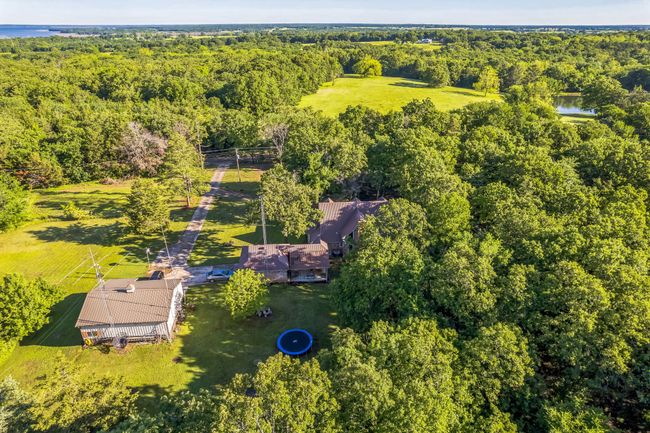 906 County Road 2770, House other with 3 bedrooms, 3 bathrooms and null parking in Honey Grove TX | Image 26