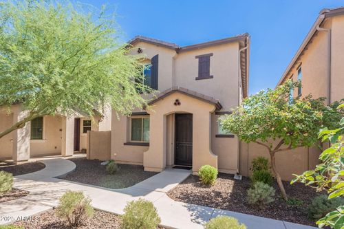 2437 N 73rd Dr, Phoenix, AZ, 85035-3261 | Card Image