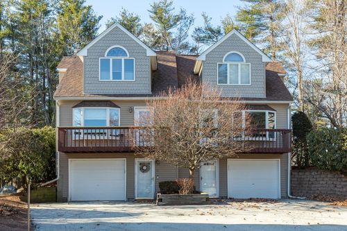 15 Newells Meadow Ln, Derry, NH, 03038-1835 | Card Image