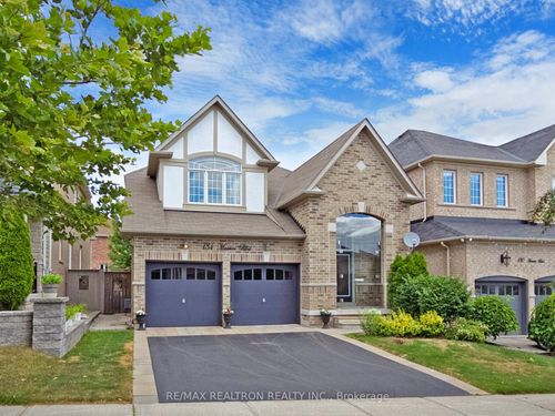 134 Maurier Blvd, Maple, ON, L6A0V1 | Card Image