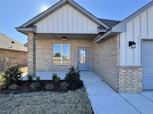 9324 Nw 143rd St, Yukon, OK, 73099 | Card Image