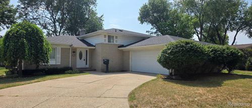 36271 Pickford St, Livonia, MI, 48152-2835 | Card Image