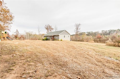 19588 S Boydton Plank Road, Warfield, VA, 23889 | Card Image