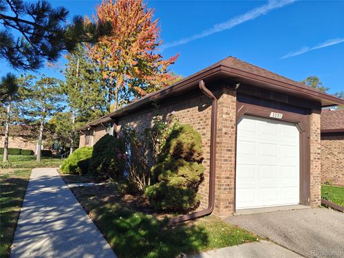 3350 Heritage Pkwy, Dearborn, MI, 48124-3171 | Card Image