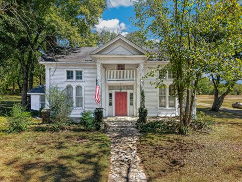330 Swan Creek Rd, Fayetteville, TN, 37334-6113 | Card Image